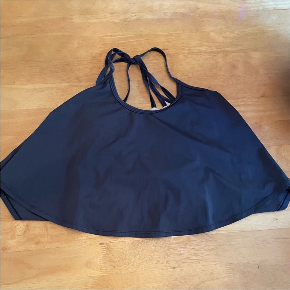 Kortni Jeane Black Swing Top size small